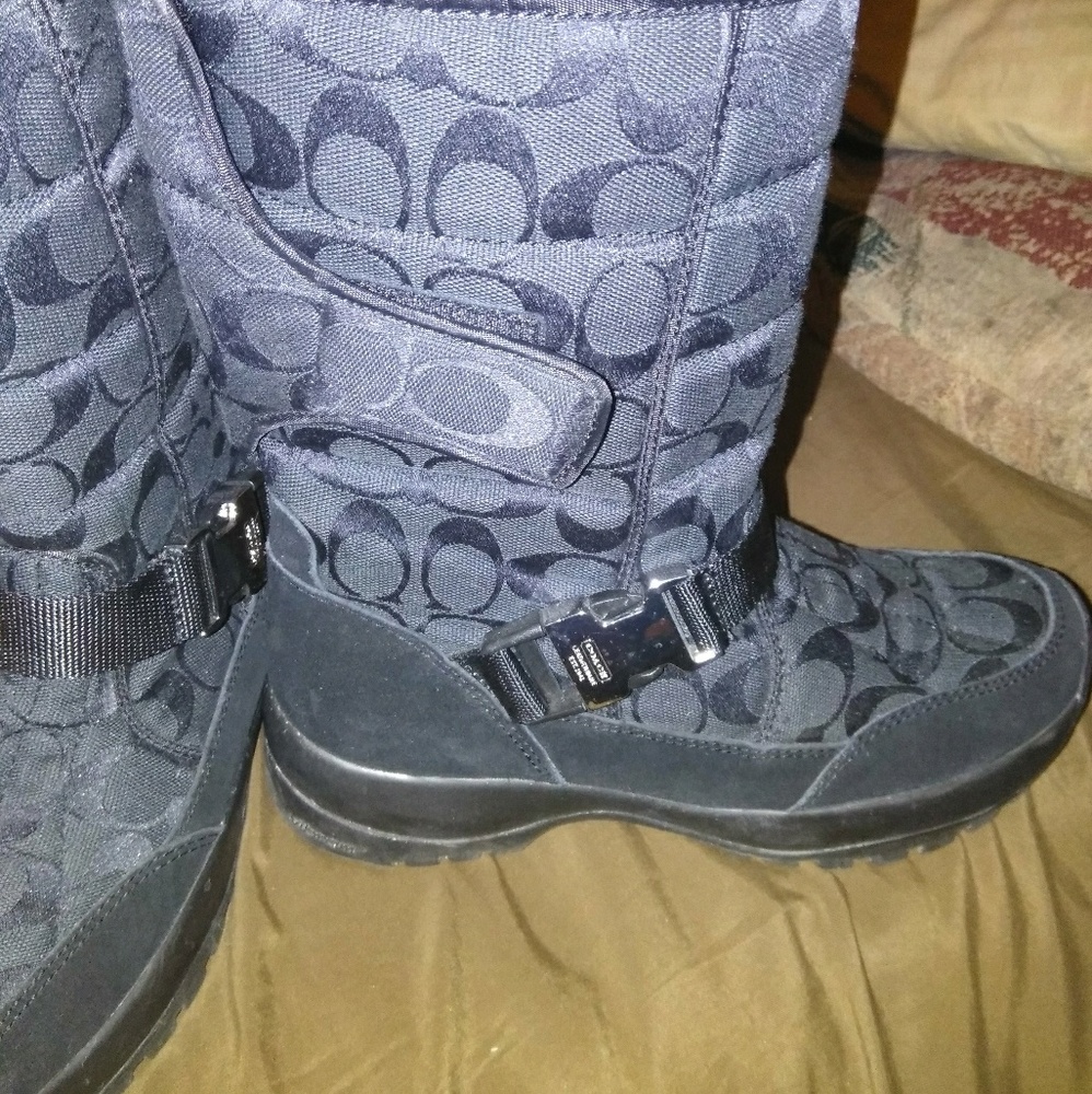 Coach boots